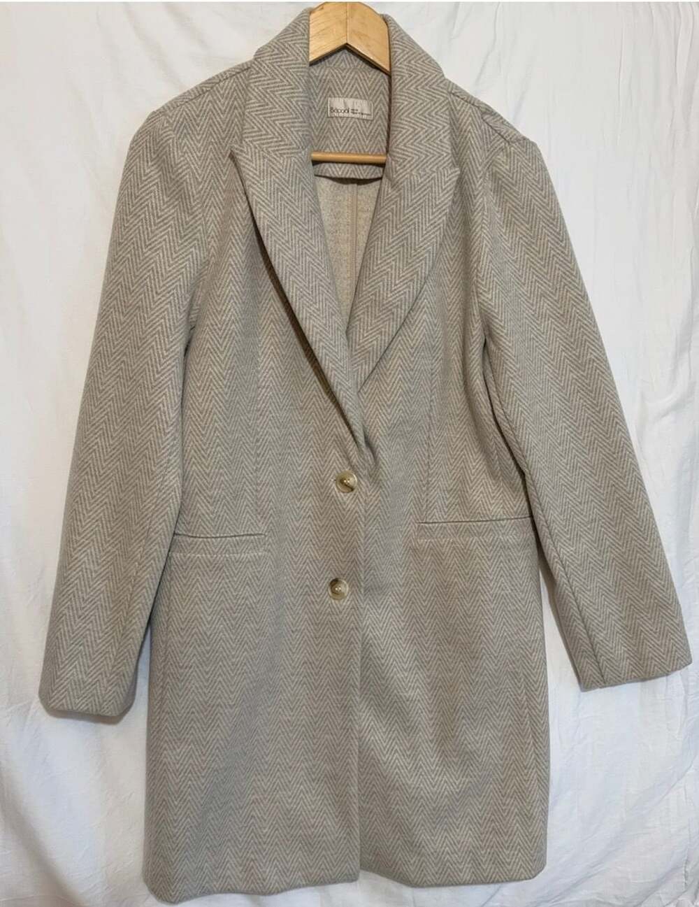 Bécool Herringbone Coat Size M Tan Cream Chevron Pattern Blazer